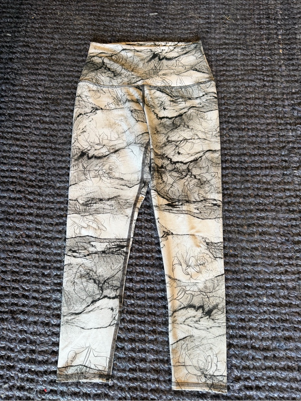 Evolution and Creation Black & White  Marbled Print Leggings size Medium